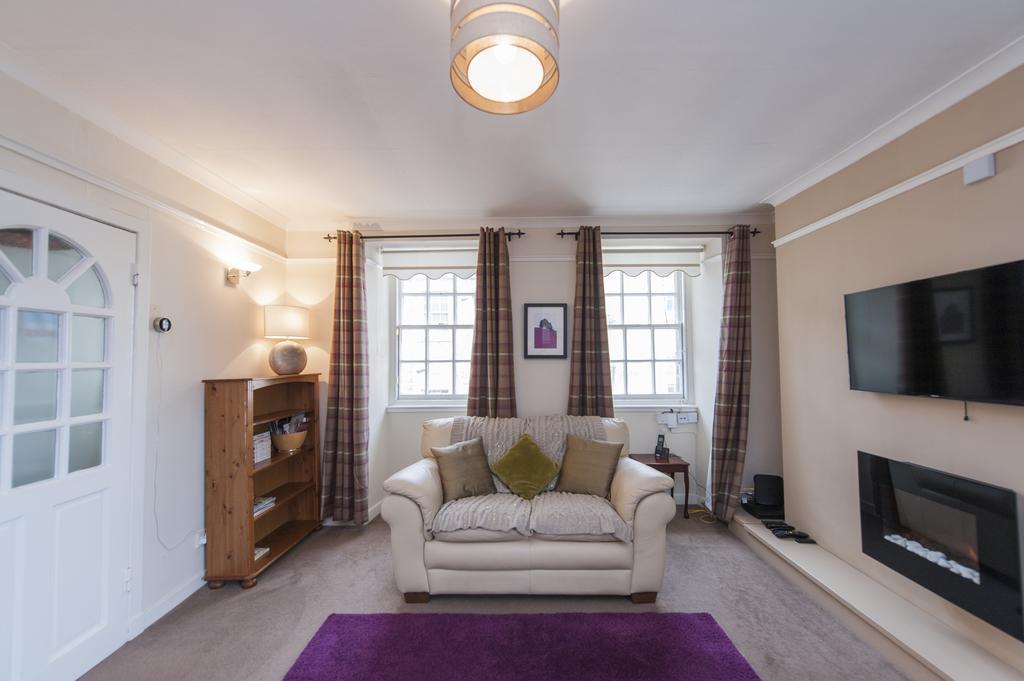 Writers View, Royal Mile Apartment เอดินบะระ ภายนอก รูปภาพ