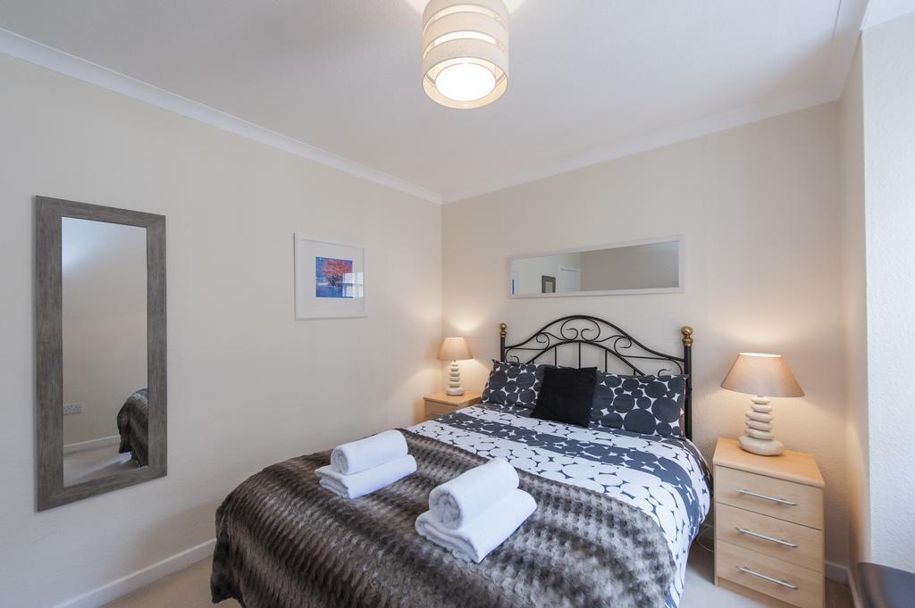 Writers View, Royal Mile Apartment เอดินบะระ ภายนอก รูปภาพ